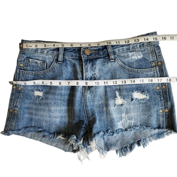 Mod Ref blue distressed jean shorts sz M - Picture 9 of 11